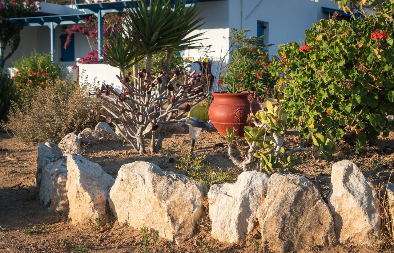 Firoa Studios Donoussa Bagian luar foto