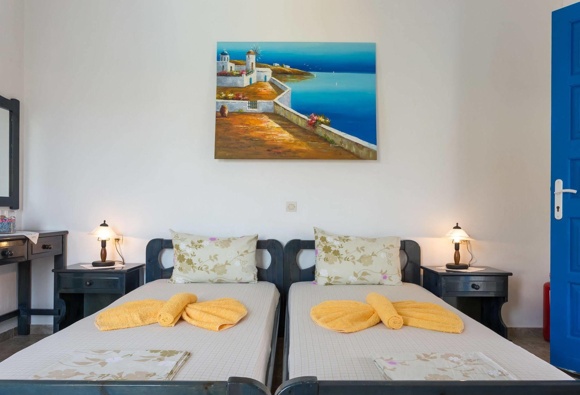 Firoa Studios Donoussa Bagian luar foto
